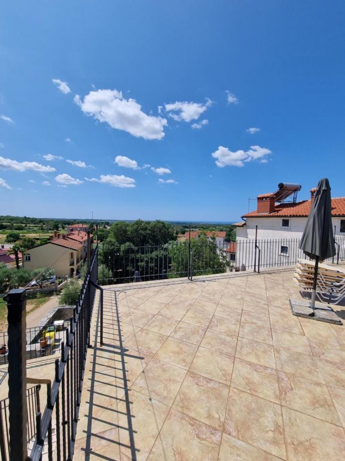 Apartments Residenz Labinci - Einzeln Haus Casa Rustica Kaštelir Eksteriør bilde